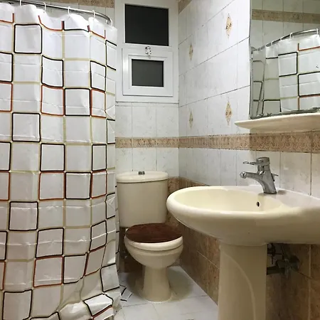 Twin Room With Shared Bathroom - No Parking Space Abu Dhabi Exterior photo